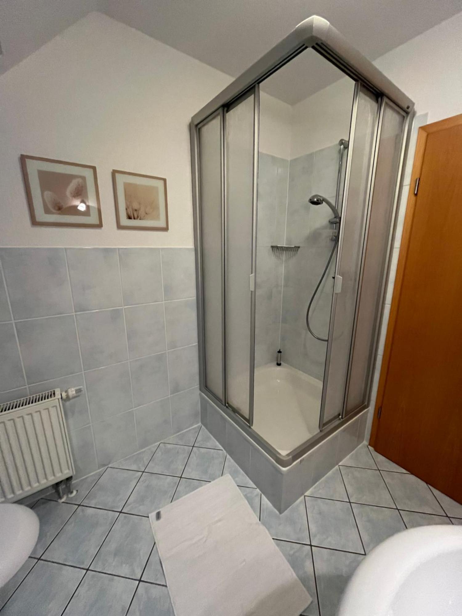 2 An Der Historischen Bahnlinie Apartment